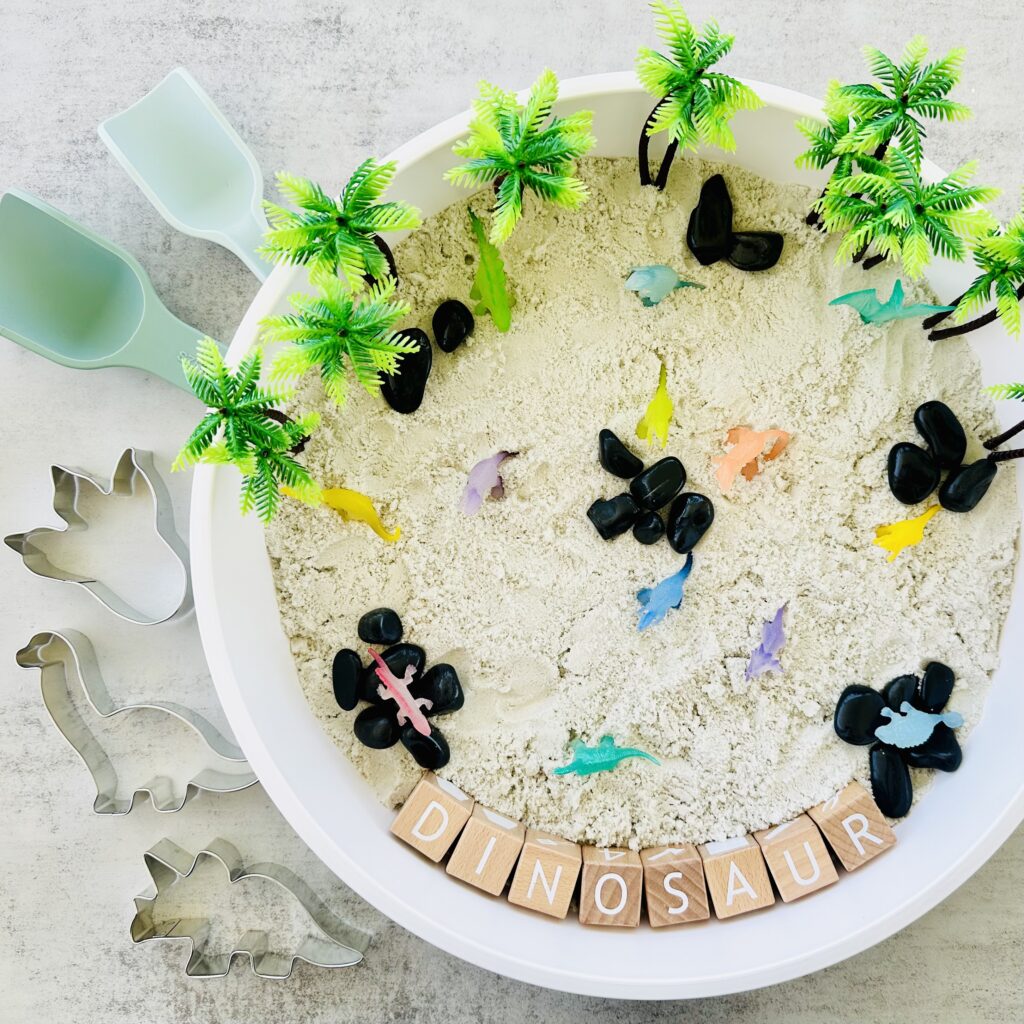 How to Create an Awesome Dinosaur Sensory Bin
