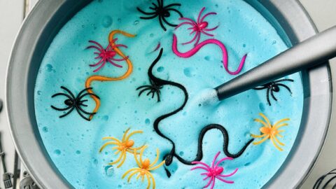 How to Make Spooky Halloween Bubble Foam Witches Brew
