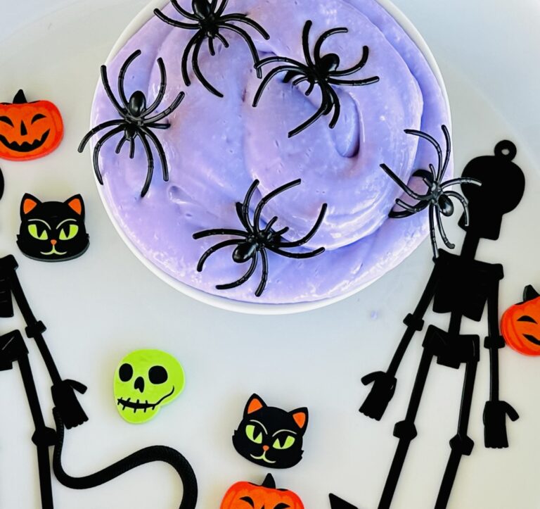 How to Make The Best Homemade Halloween Slime