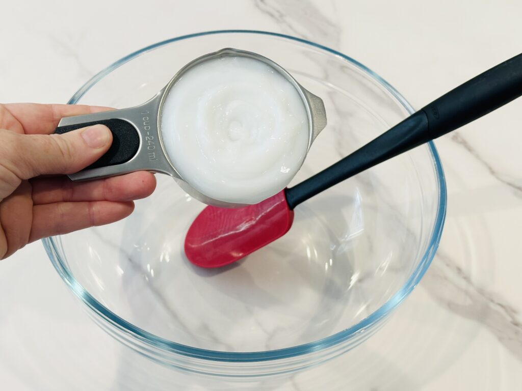 Adding Conditioner to a bowl