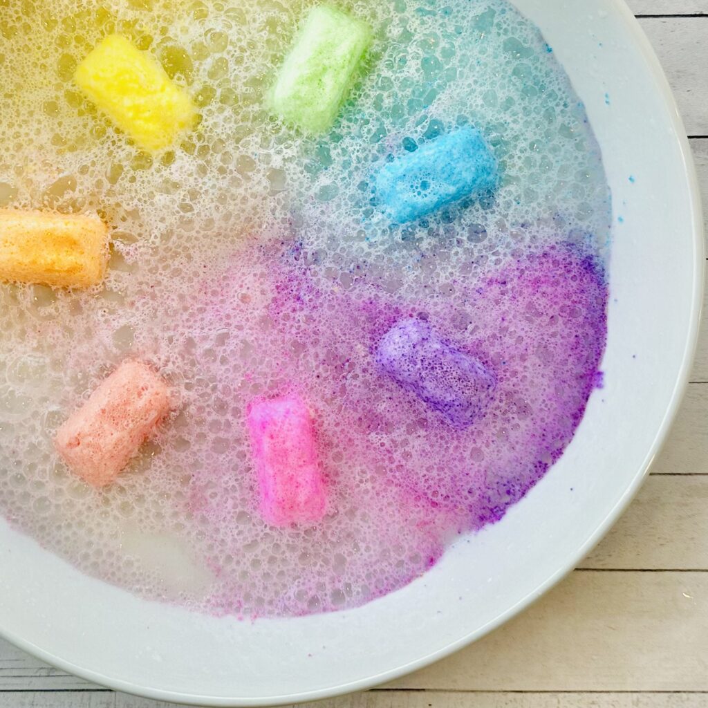 Fizzy Ice Cubes - Best Summer Sensory Activities For Kids
