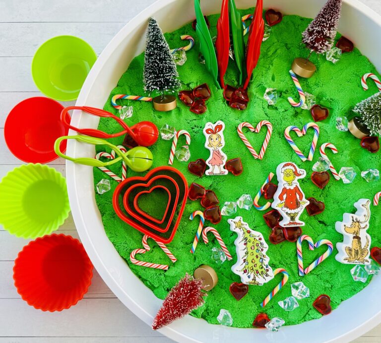 How to Create a Christmas Grinch Sensory Bin