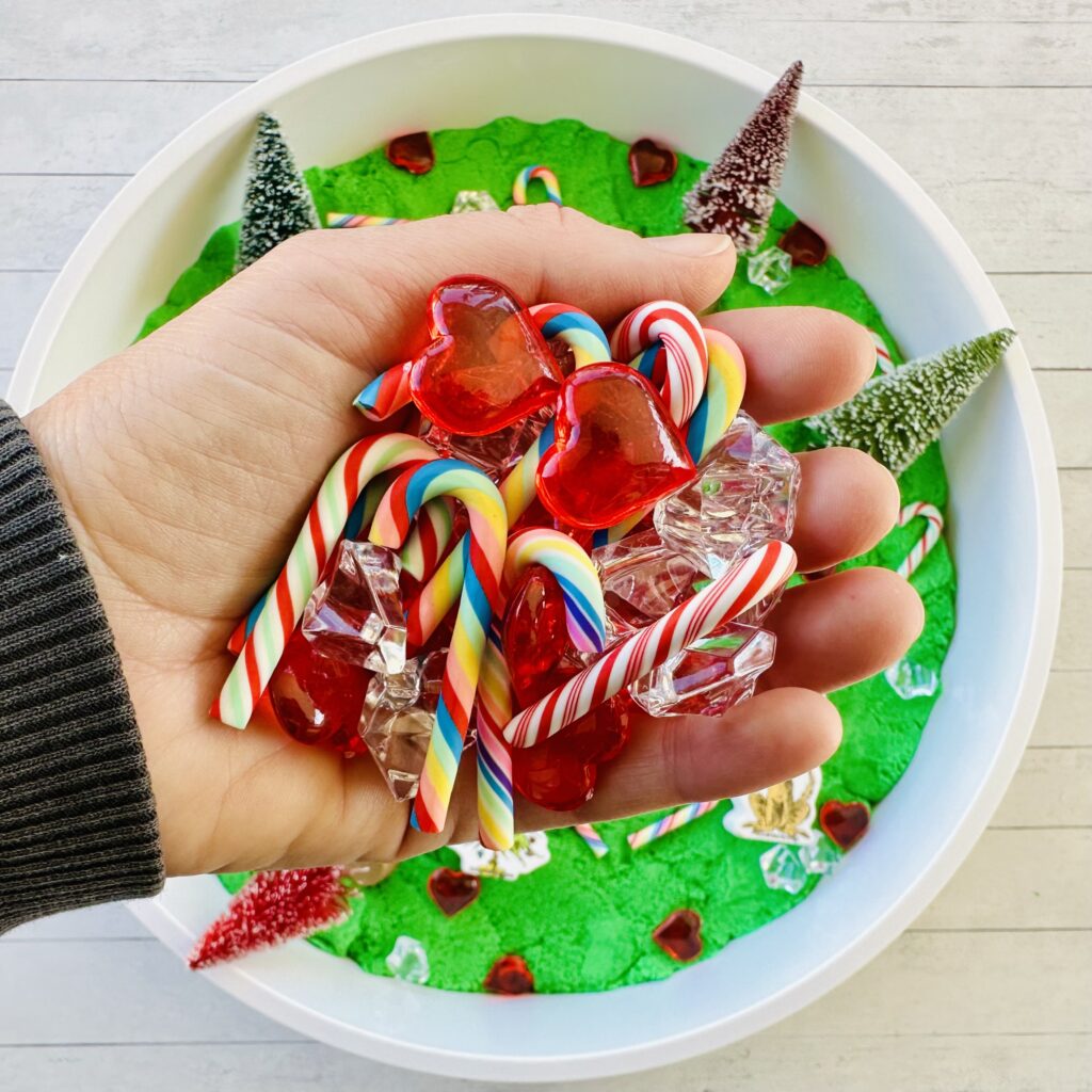 How to Create a Christmas Grinch Sensory Bin