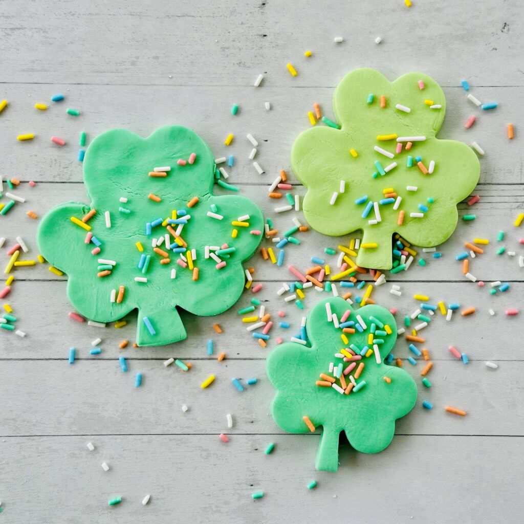 How To Make Edible St. Patrick’s Day Play Dough