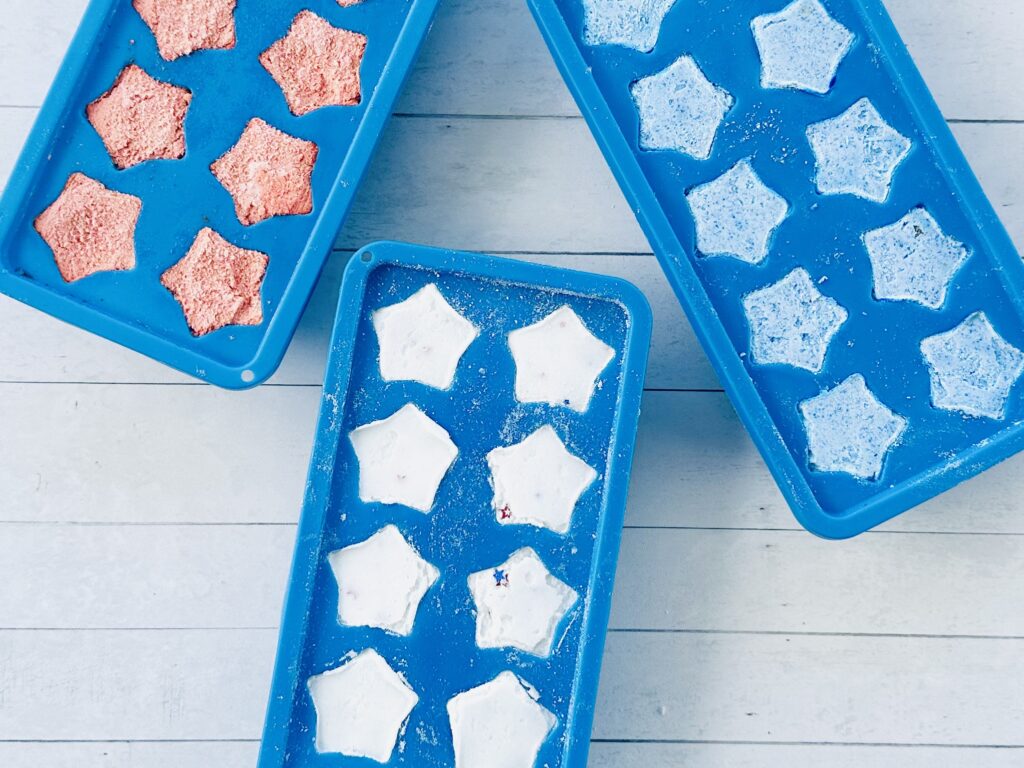 How To Make Fizzy 4th of July Star Ice Cubes