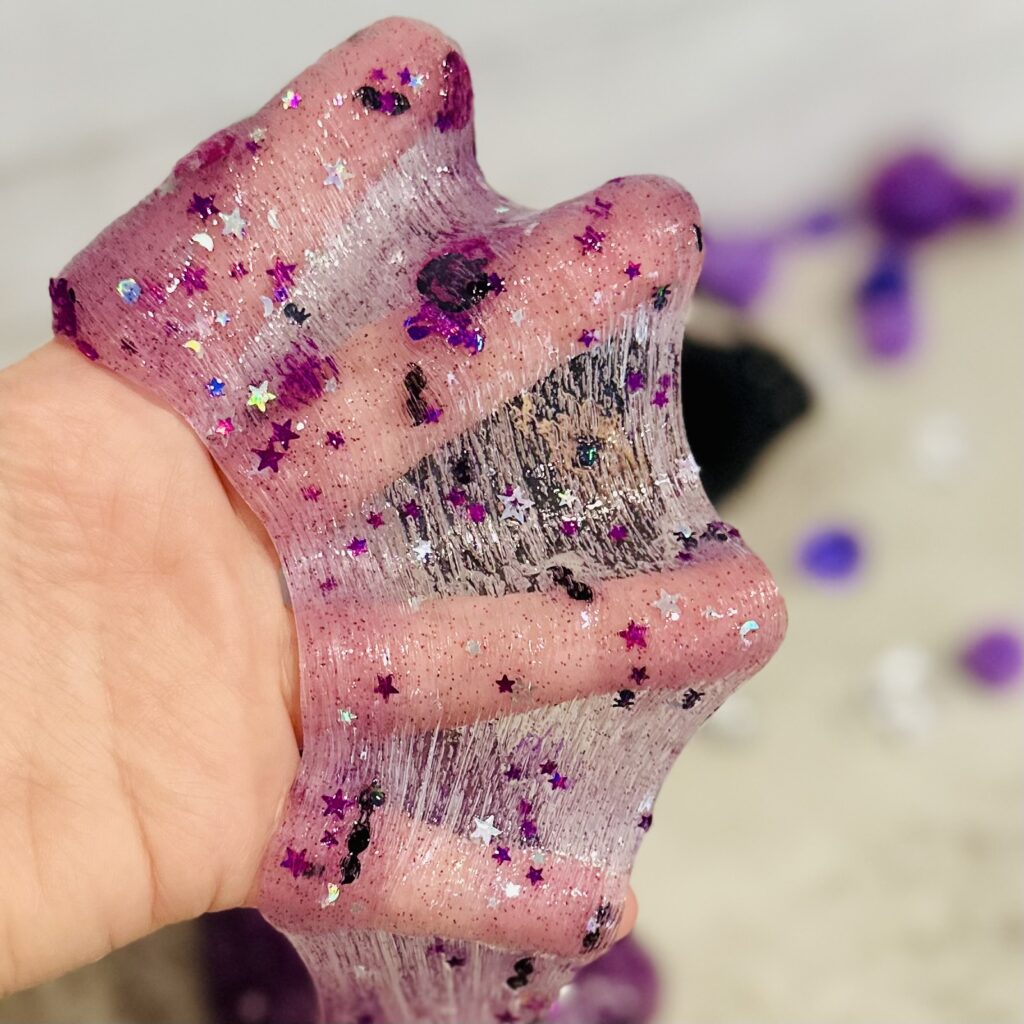 How To Make Sparkly Witches Brew Halloween Slime (No Borax!)