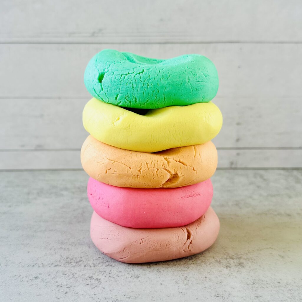 Edible Fall Playdough Recipe (No Cook Recipe!)